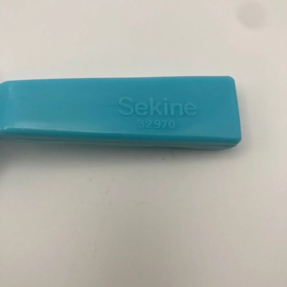 Sekine Vintage Plastic Brush Teal Blue‎ 6 inches #32970